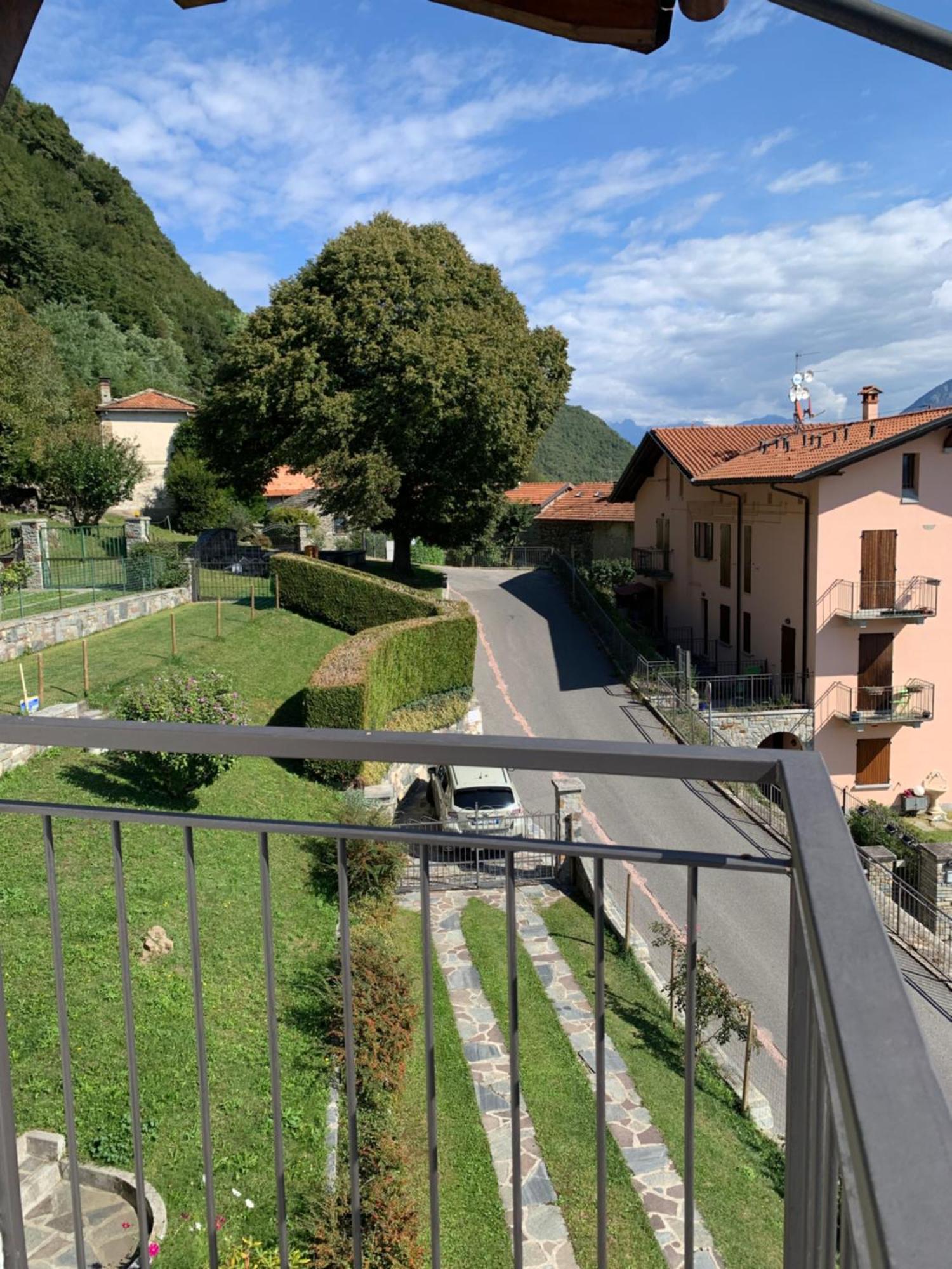 Casa Savina - Stupenda Vista Lago E Monti Plesio Eksteriør bilde